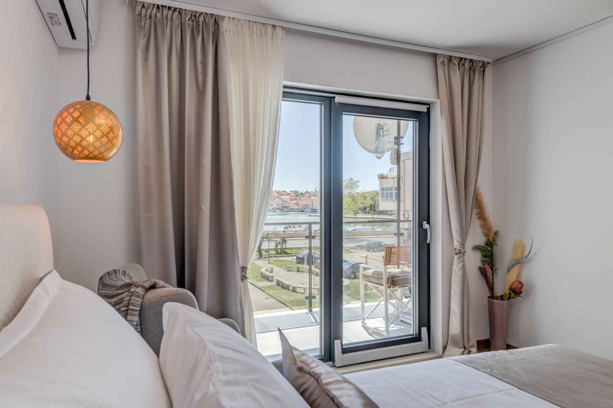 Apartman Casa Vecchia Trogir Exterior foto